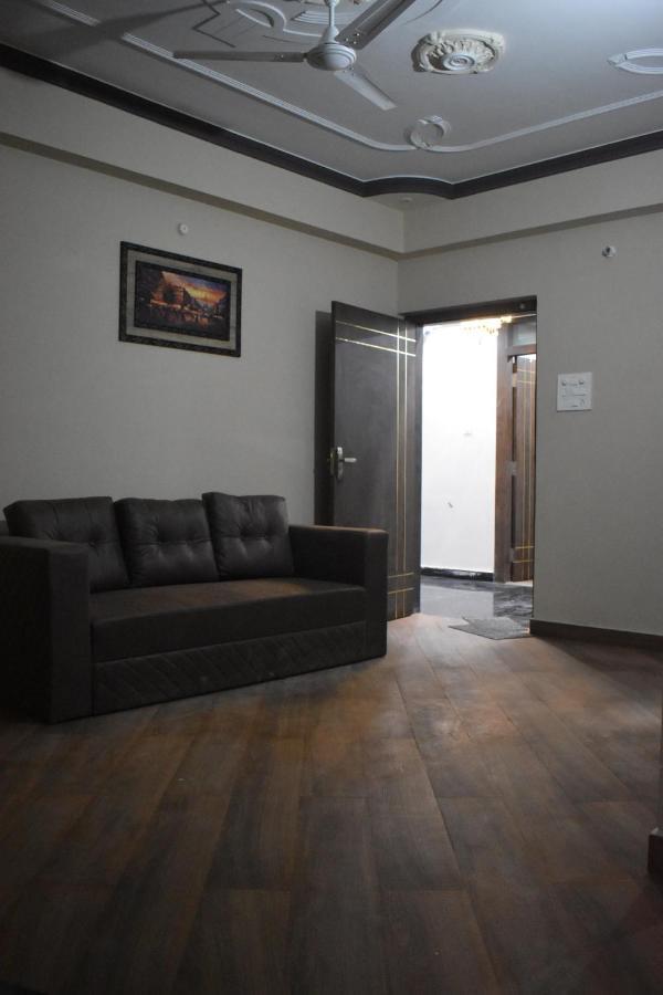 Hotel Lilac Doors Πάτνα Εξωτερικό φωτογραφία