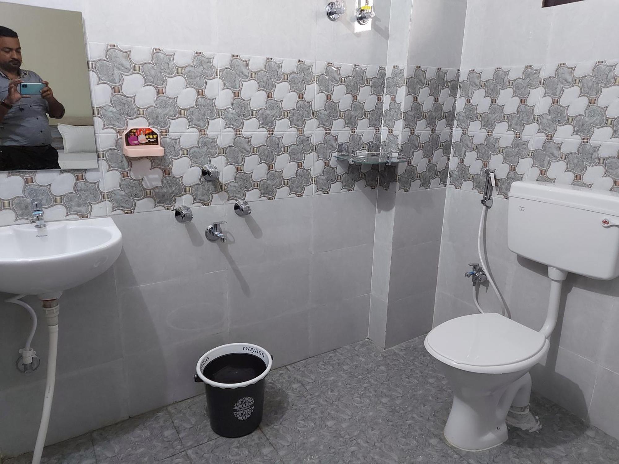 Hotel Lilac Doors Πάτνα Εξωτερικό φωτογραφία